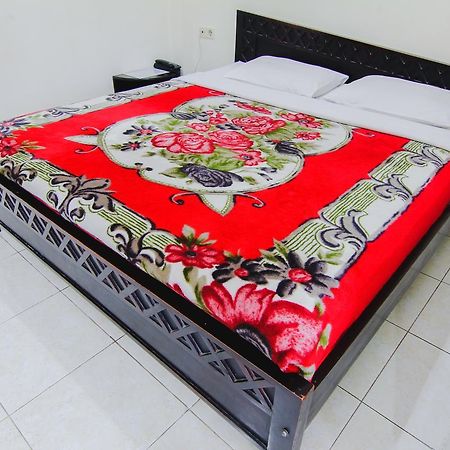 Hotel Bandara Asri Kalasan Екстериор снимка