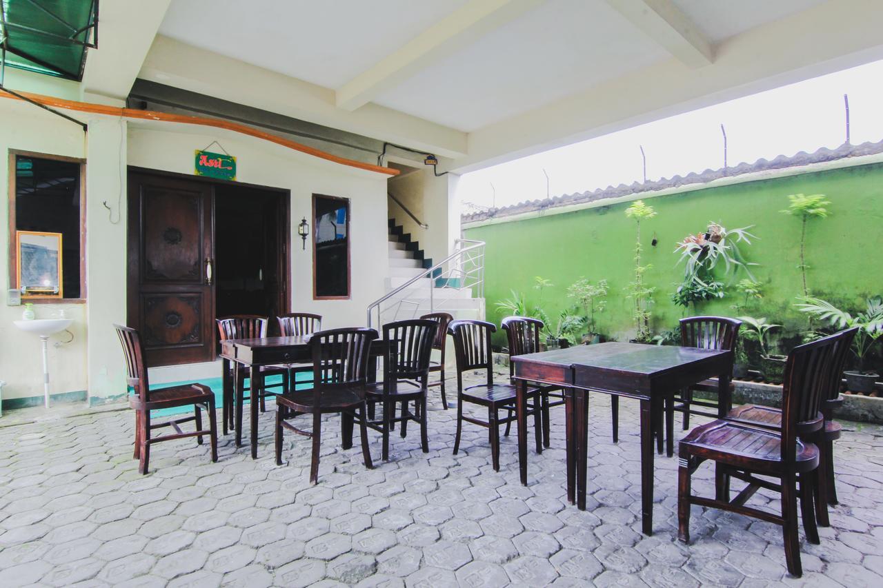 Hotel Bandara Asri Kalasan Екстериор снимка